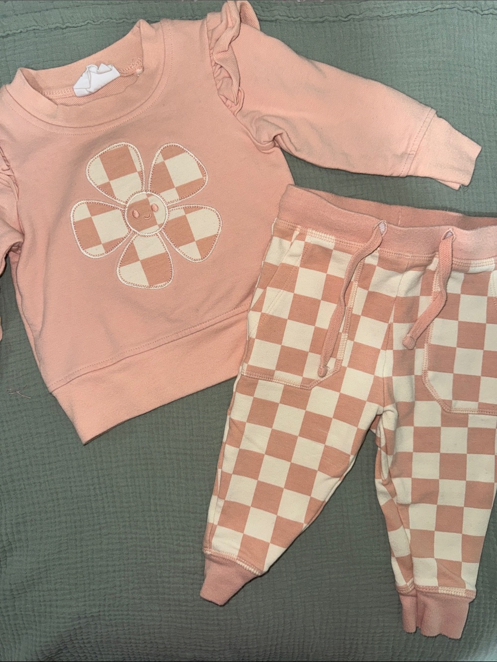 Angel Dear Pink Checker Flower Sweatshirt & Joggers Set 3-6M
